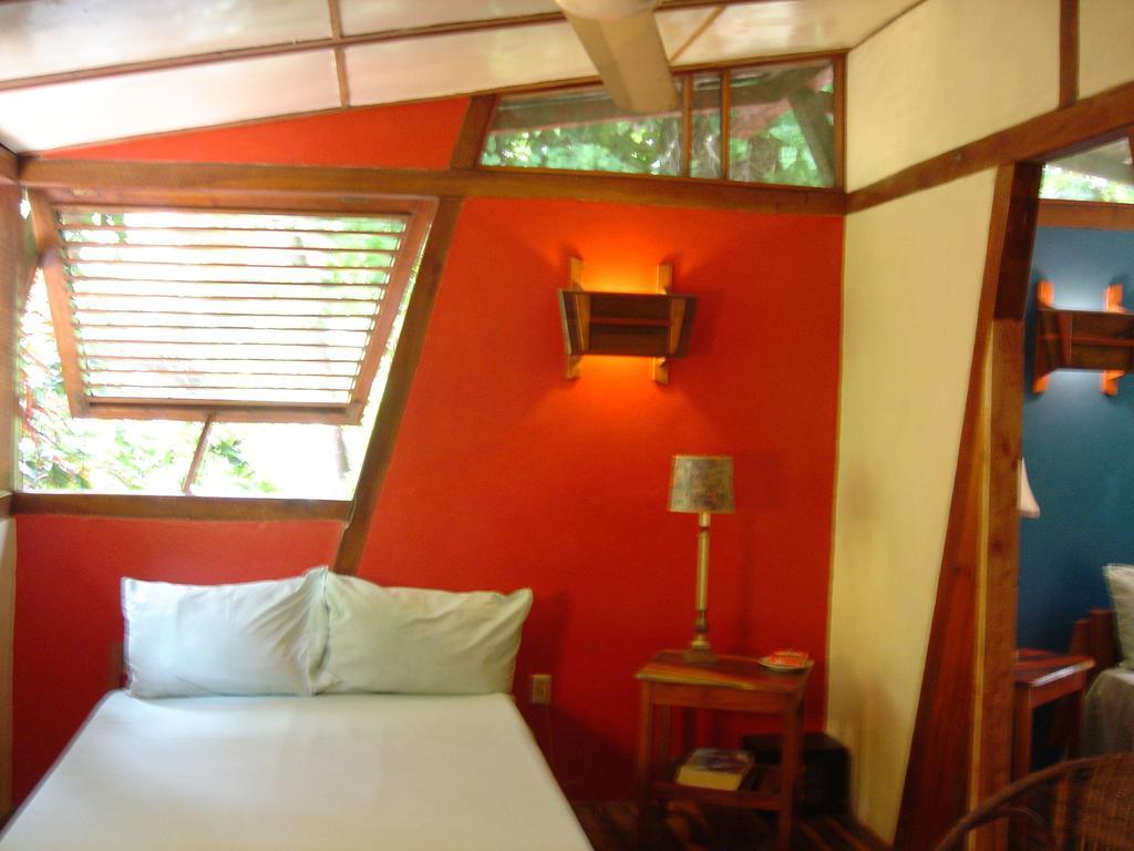 Whistling Bird Hotel Negril Zewnętrze zdjęcie