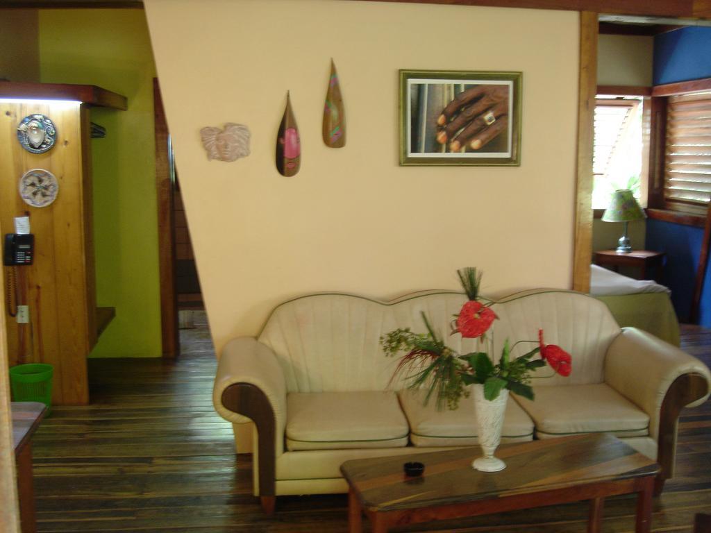 Whistling Bird Hotel Negril Zewnętrze zdjęcie