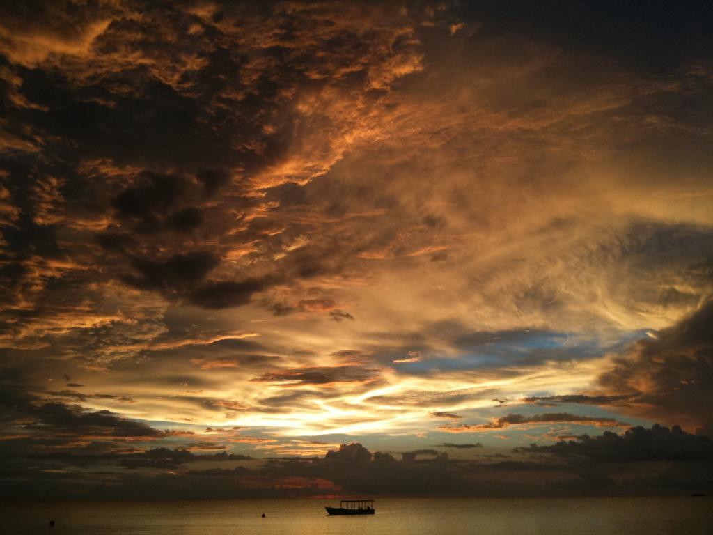 Whistling Bird Hotel Negril Zewnętrze zdjęcie