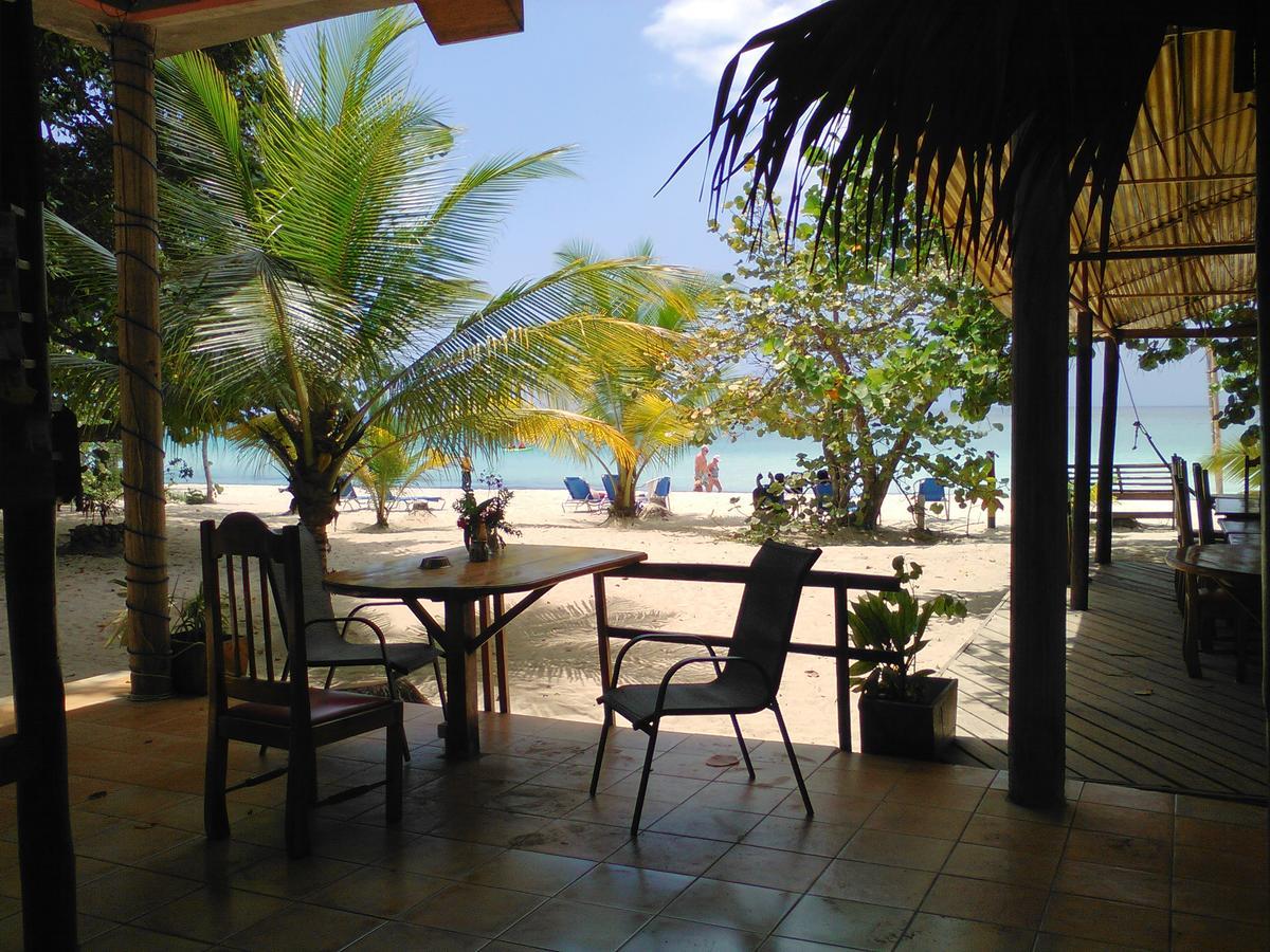 Whistling Bird Hotel Negril Zewnętrze zdjęcie